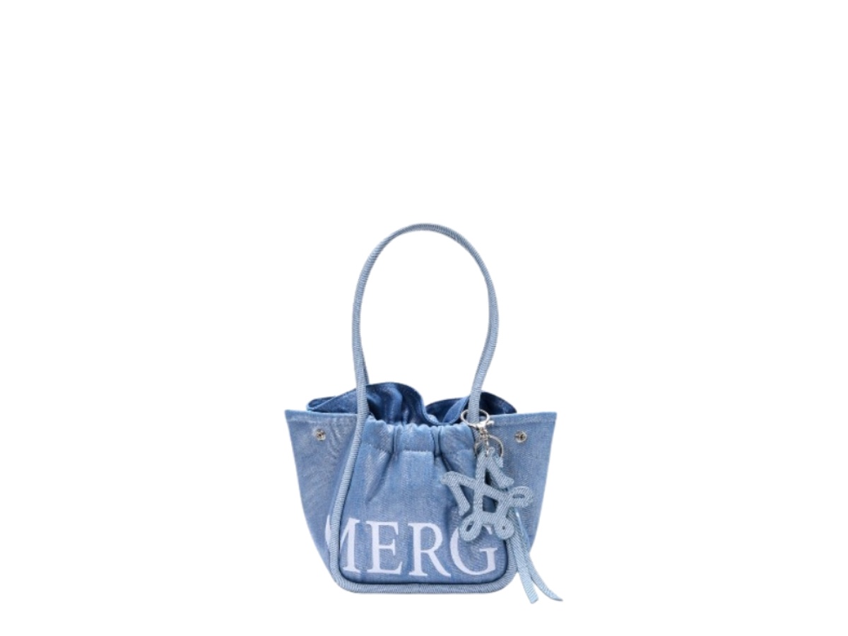 https://d2cva83hdk3bwc.cloudfront.net/mer-habbmadbmijg-merge-a-day-bag-mini-in-jean-glitter-1.jpg