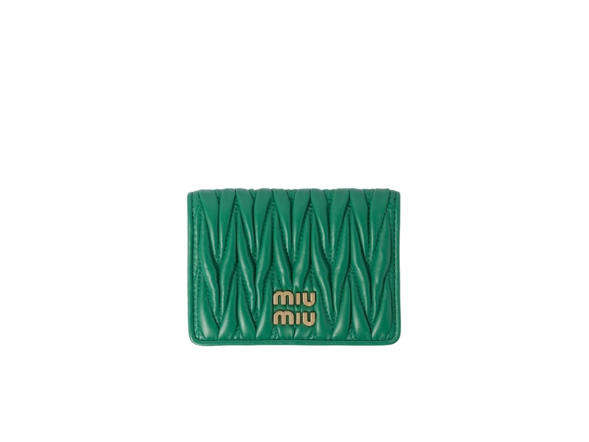 https://d2cva83hdk3bwc.cloudfront.net/miu-miu-matelass--nappa-leather-card-holder-in-leather-with-metal-lettering-logo-mango--1.jpg