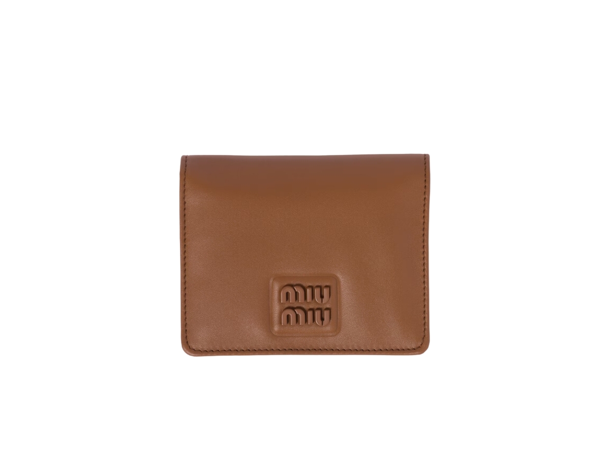 Miu Miu Small Leather Wallet In Leather With Varnished Metal