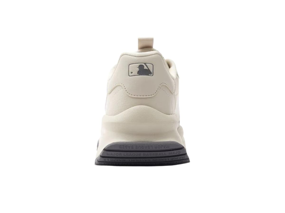 https://d2cva83hdk3bwc.cloudfront.net/mlb-chunky-runner-basic-los-angeles-dodgers-ivory-3.jpg