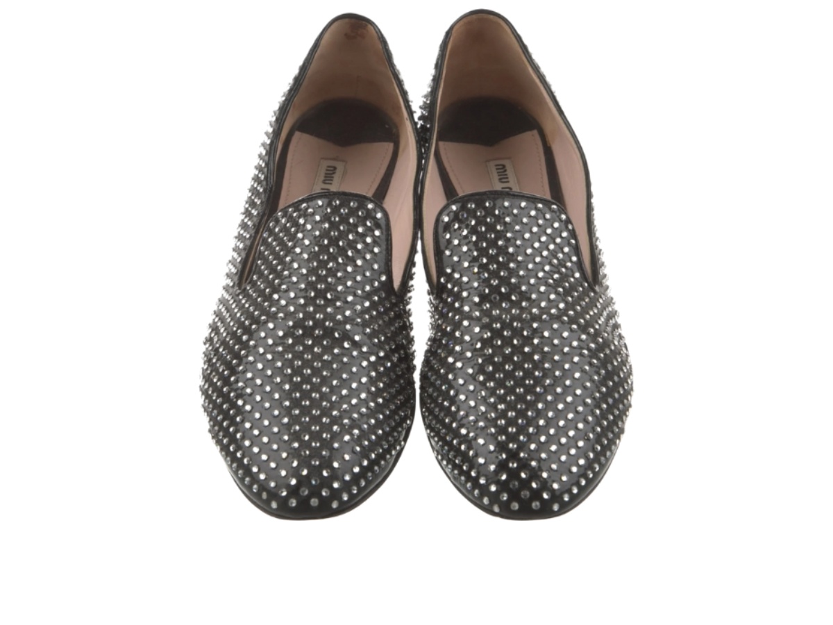 https://d2cva83hdk3bwc.cloudfront.net/mm-flsmmplplbw-miu-miu-patent-leather-printed-loafers-black-w-3.jpg