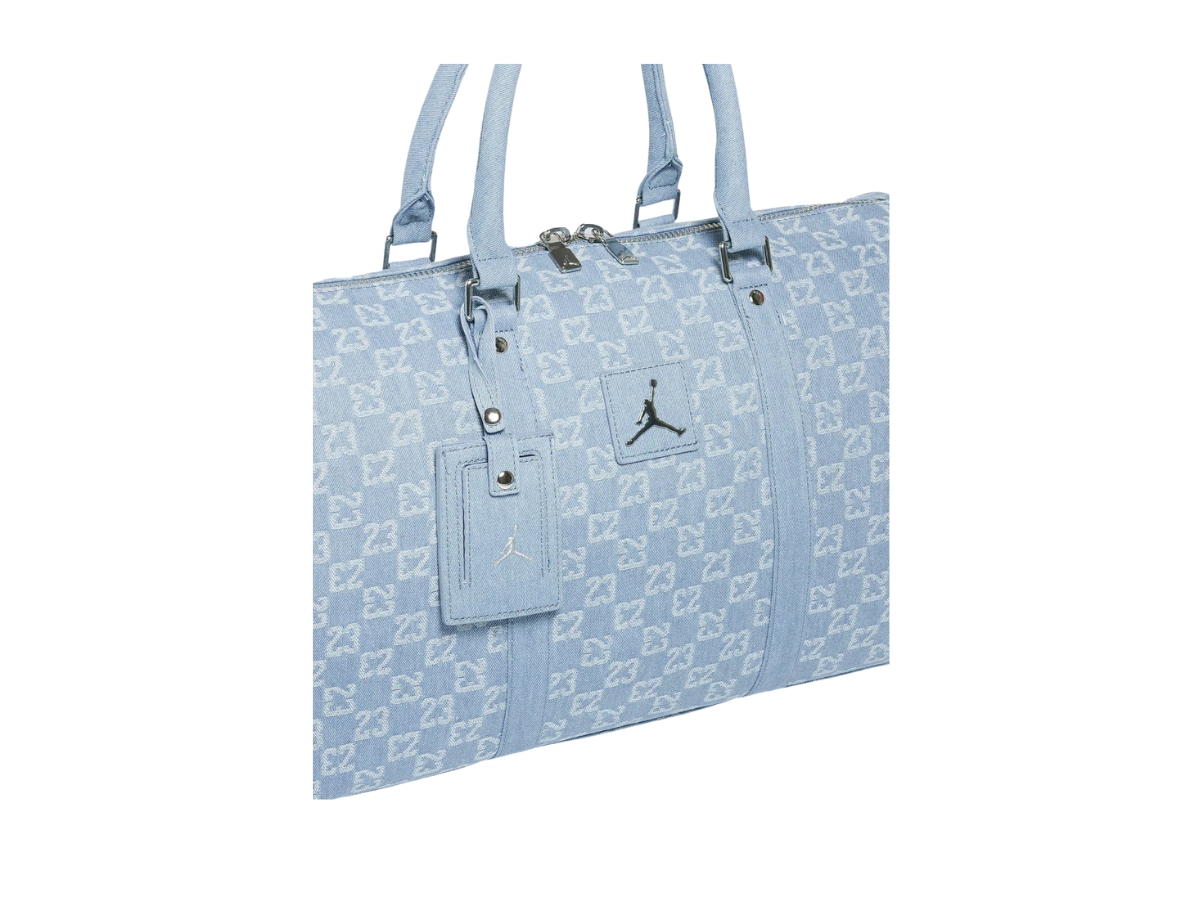 https://d2cva83hdk3bwc.cloudfront.net/mm9060-571-jordan-jam-monogram-duffle-bag-blue-4.jpg