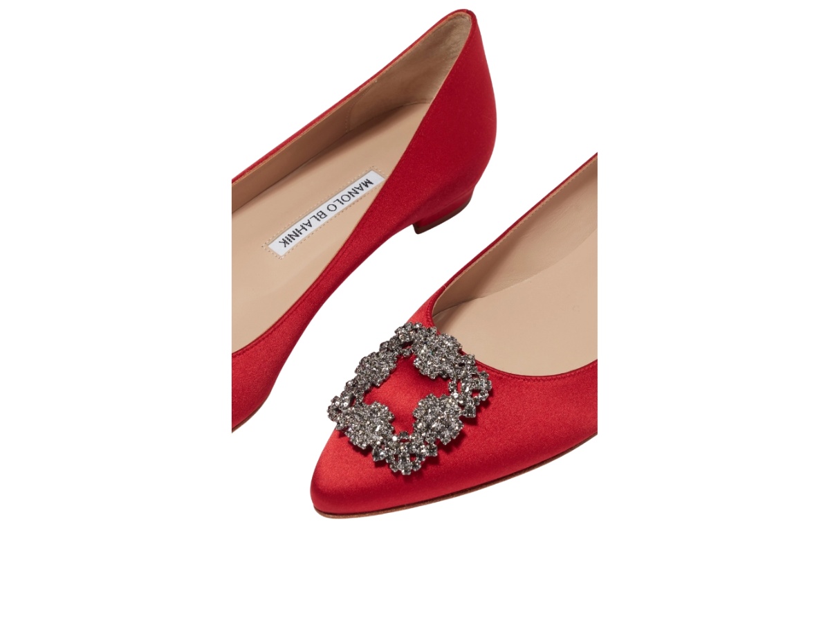 https://d2cva83hdk3bwc.cloudfront.net/mnlb-flsmbhfisrw-manolo-blahnik-hangisimu-flats-in-satin-red-w-4.jpg
