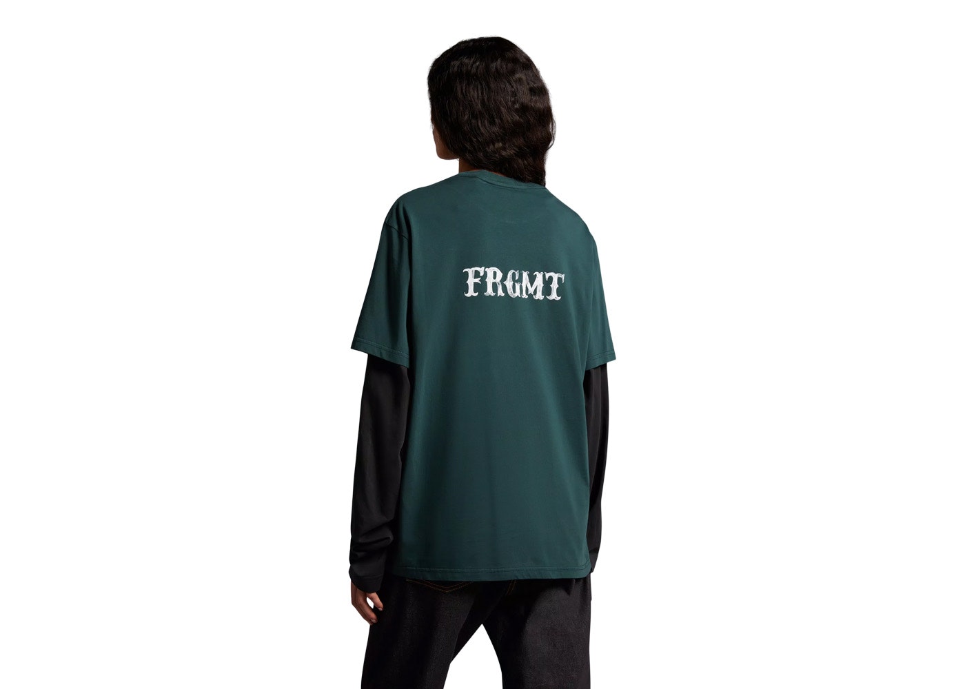 https://d2cva83hdk3bwc.cloudfront.net/moncler-hiroshi-fujiwara-x-fragment-logo-t-shirt-dark-green-2.jpg