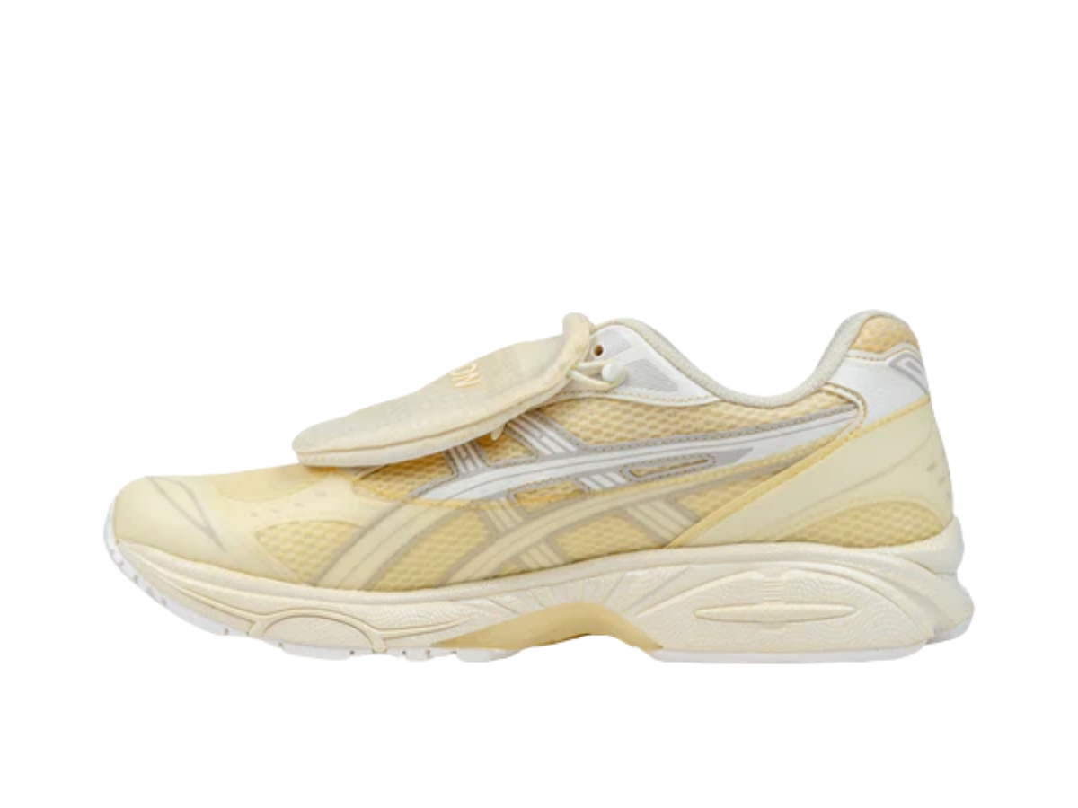 https://d2cva83hdk3bwc.cloudfront.net/mp-astro-gelk14-ylw-asics-x-monsoon-patrol-gel-kayano-14-yellow-ultimate-box-set-2.jpg