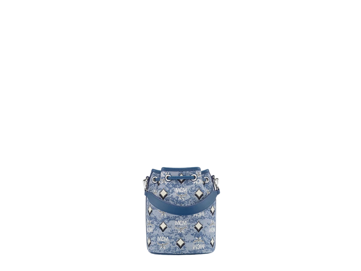 https://d2cva83hdk3bwc.cloudfront.net/mwd-cadu03-lu001-mcm-mini-dessau-vintage-drawstring-bag-blue-4.jpg