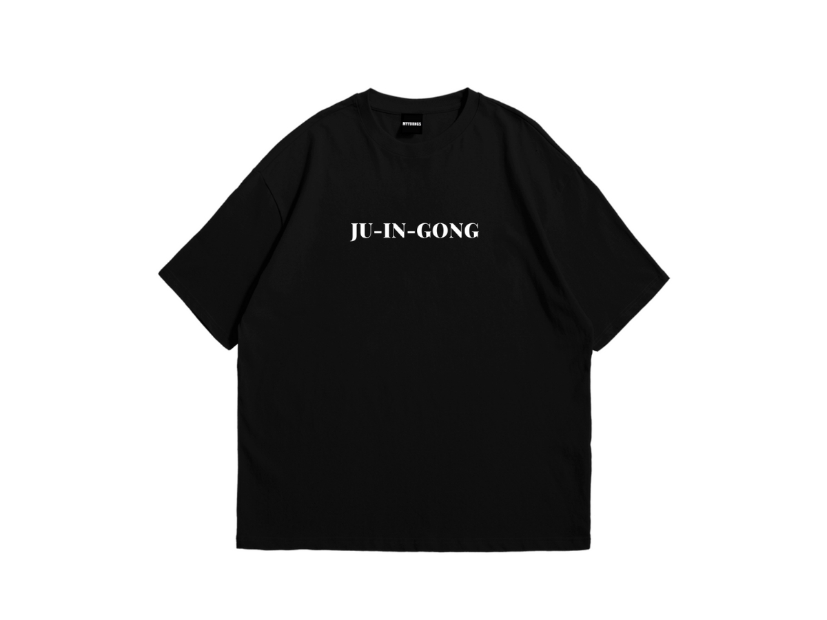 https://d2cva83hdk3bwc.cloudfront.net/my-youngs-juingong-oversized-t-shirt-black-1.jpg