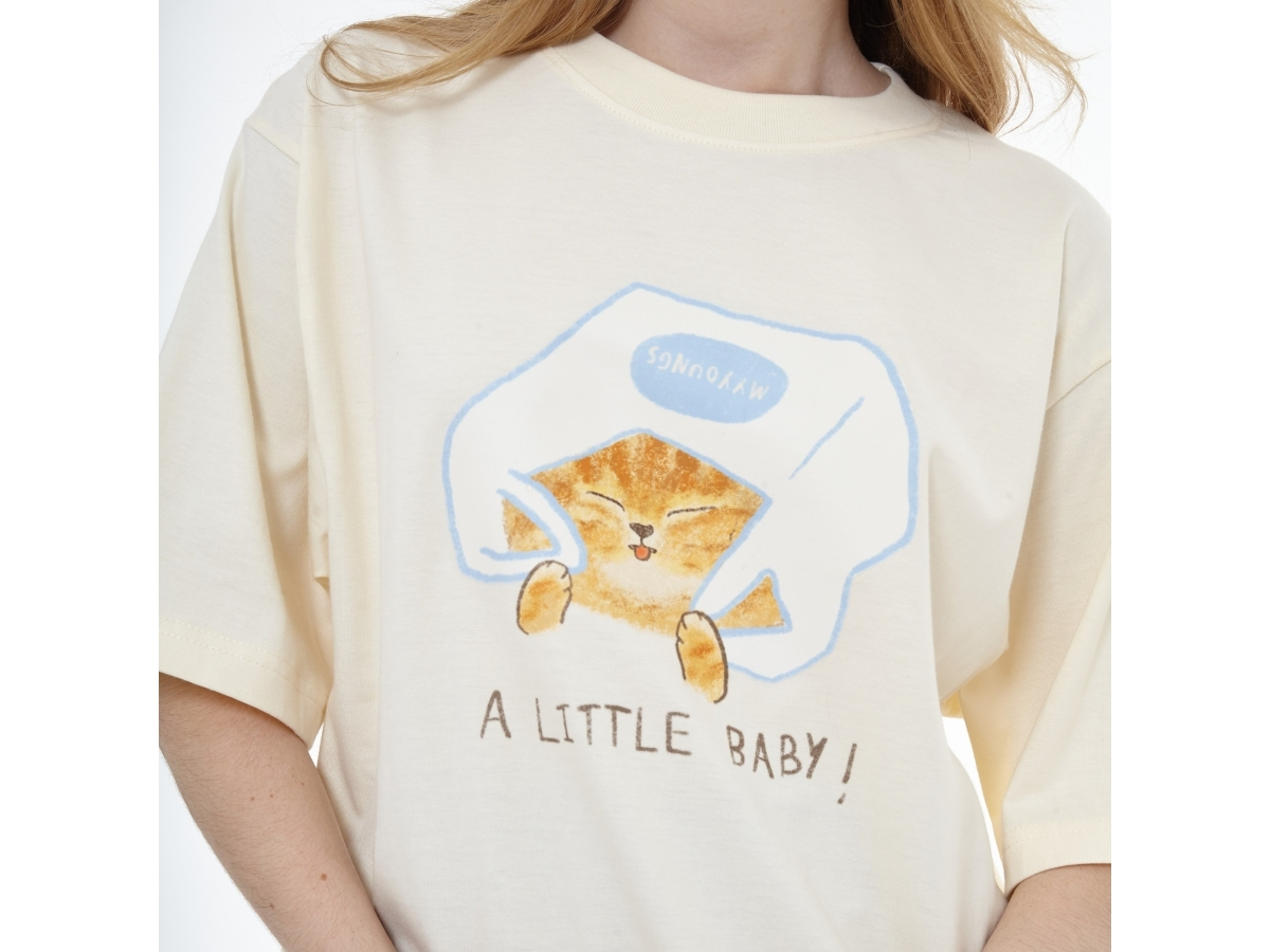 https://d2cva83hdk3bwc.cloudfront.net/myyoungs-a-little-baby-oversized-t-shirt-3.jpg
