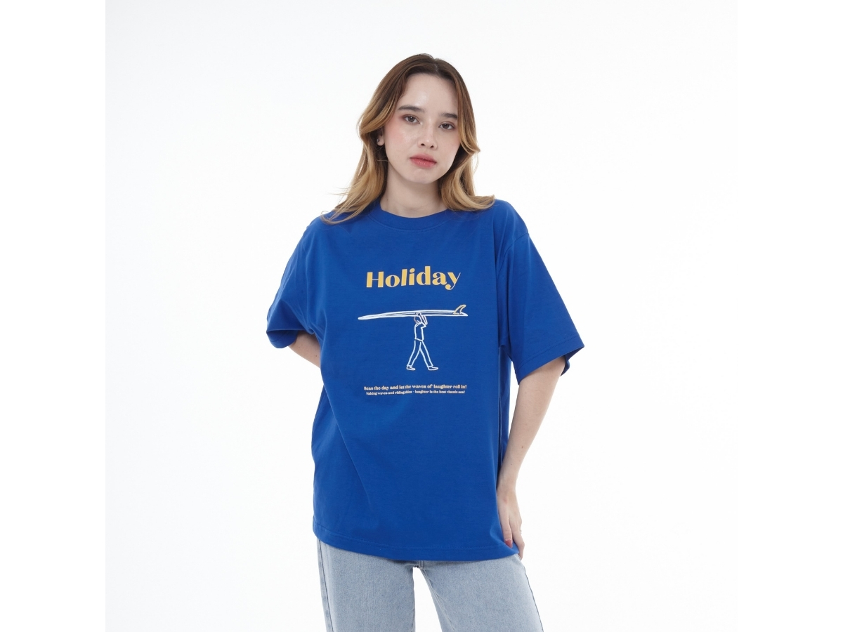 https://d2cva83hdk3bwc.cloudfront.net/myyoungs-holiday-oversized-t-shirt-blue-2.jpg