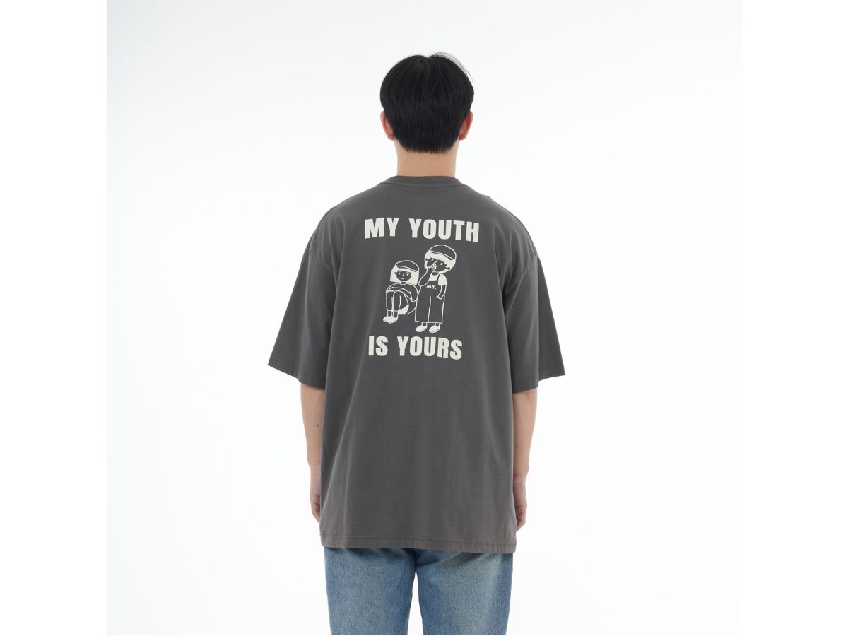 https://d2cva83hdk3bwc.cloudfront.net/myyoungs-my-youth-is-yours-oversized-t-shirt-charcoal-4.jpg