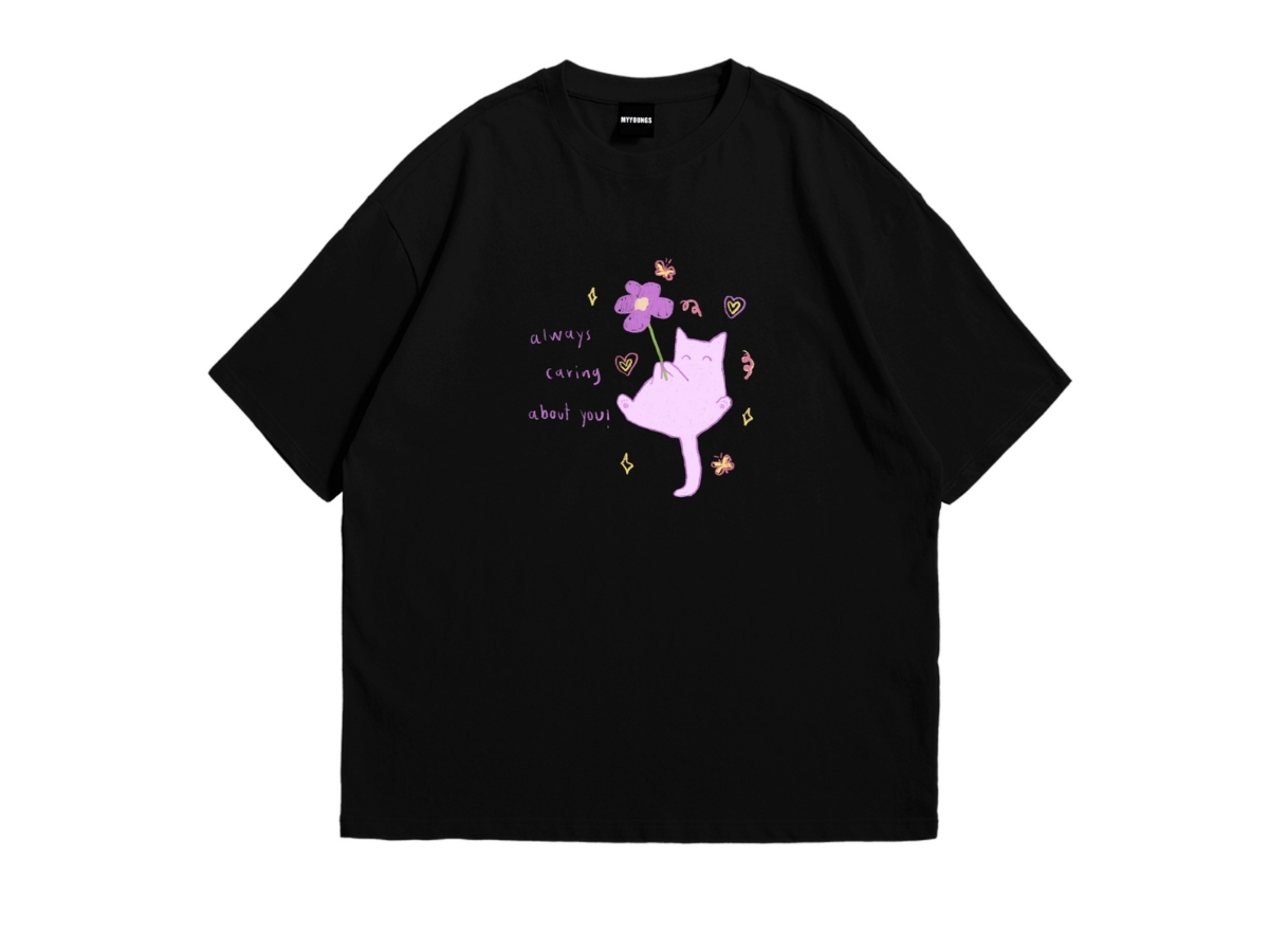 https://d2cva83hdk3bwc.cloudfront.net/myyoungs-purple-cat-oversized-t-shirt-black-1.jpg