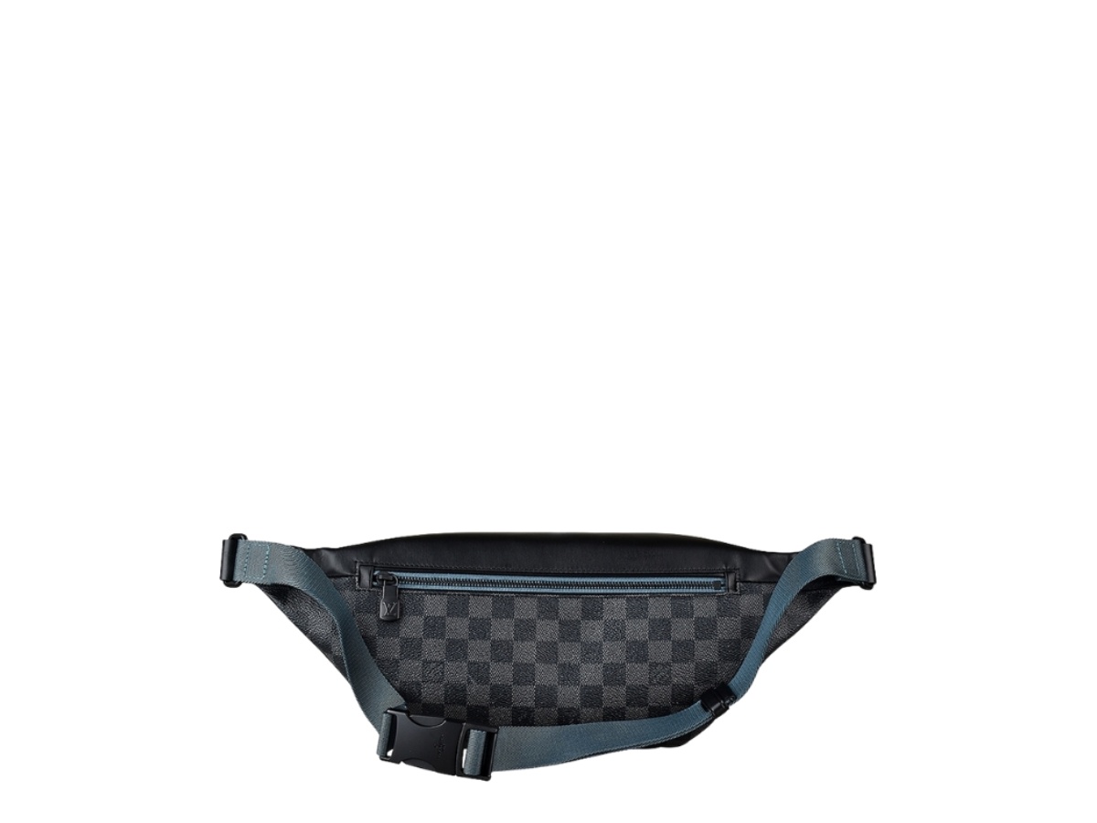 https://d2cva83hdk3bwc.cloudfront.net/n40187-louis-vuitton-discovery-canvas-fanny-pack-regular-black-2.jpg