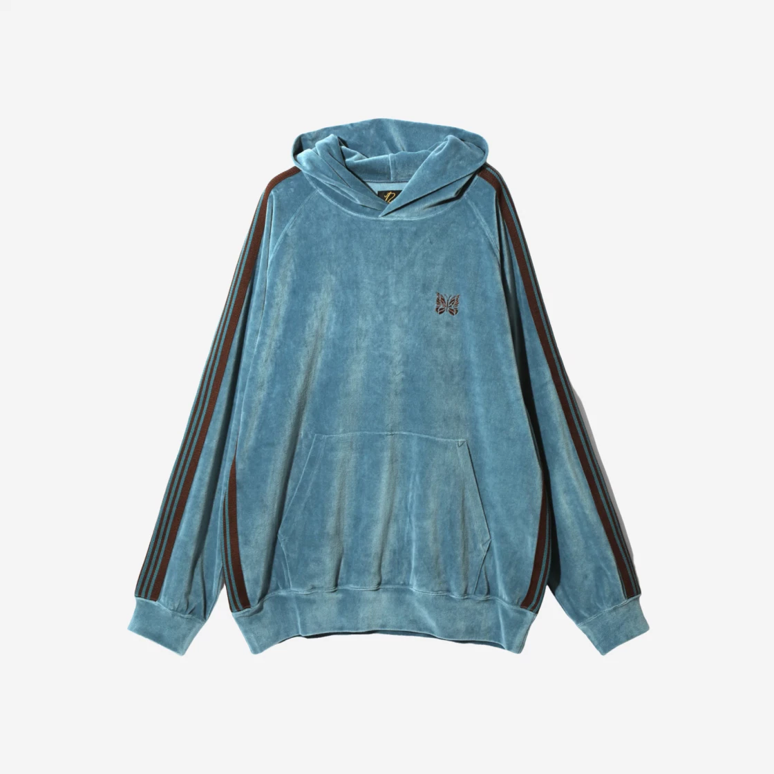 https://d2cva83hdk3bwc.cloudfront.net/needles-track-hoodie-velour-blue-2.jpg