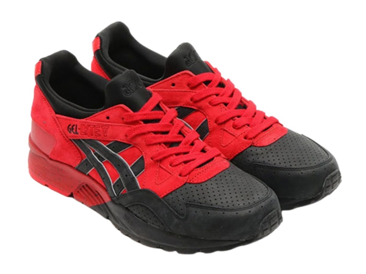 https://d2cva83hdk3bwc.cloudfront.net/new-asics-tiger-gel-lyte-v-black-red-tq6p4l-2590-mens-casual-shoes-sneakers-3.jpg