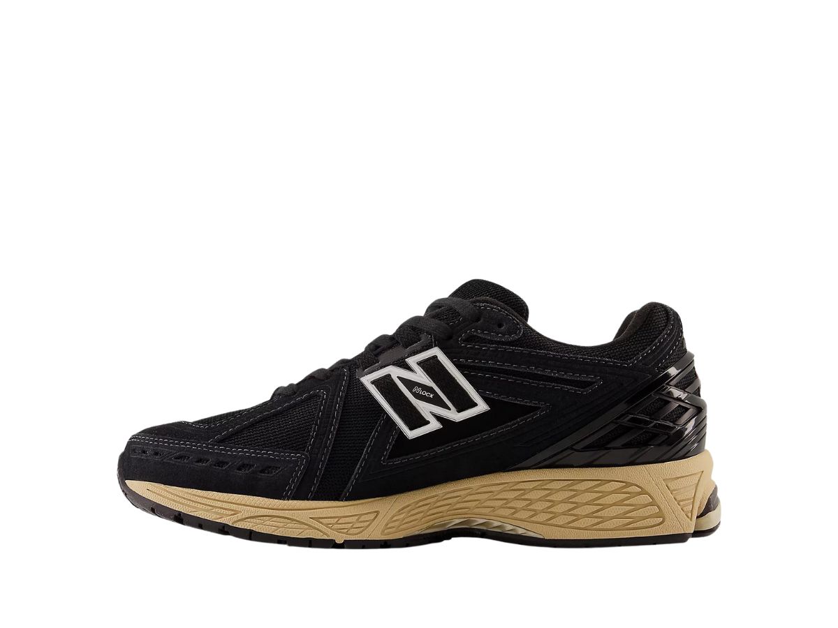 https://d2cva83hdk3bwc.cloudfront.net/new-balance-1906r-black-cream-2.jpg