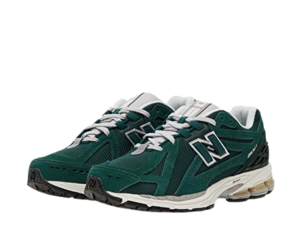 https://d2cva83hdk3bwc.cloudfront.net/new-balance-1906r-nightwatch-green-3.jpg