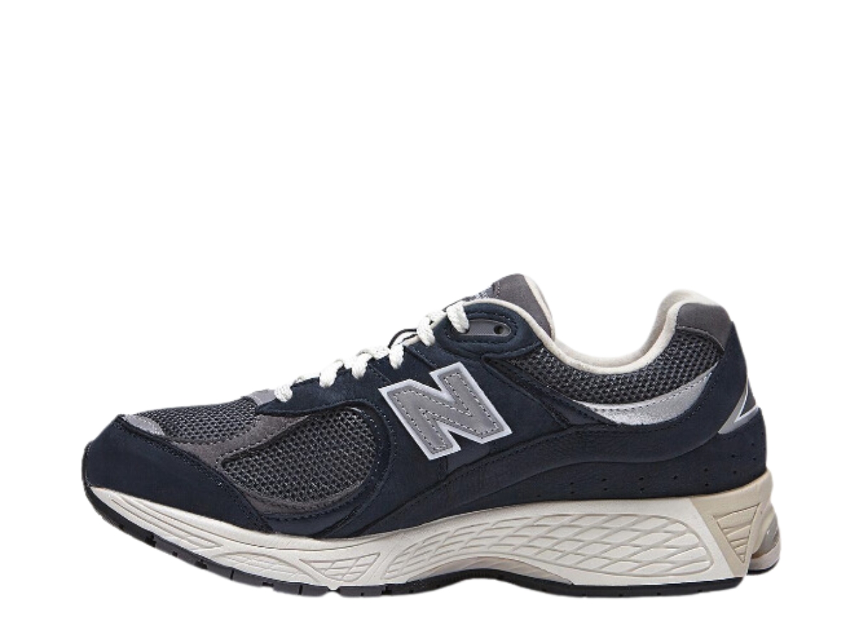 https://d2cva83hdk3bwc.cloudfront.net/new-balance-2002r--premium-vintage-navy-grey-2.jpg