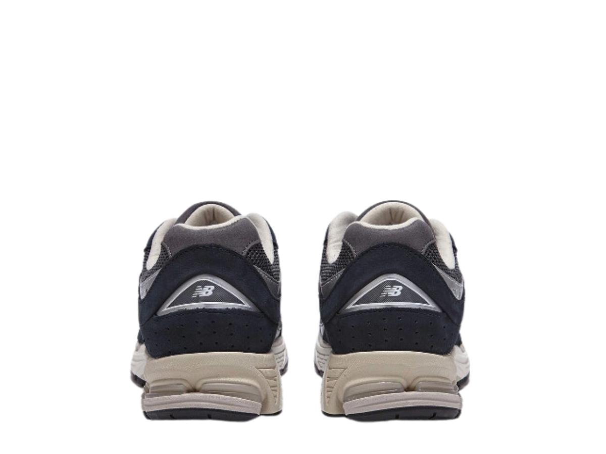 https://d2cva83hdk3bwc.cloudfront.net/new-balance-2002r--premium-vintage-navy-grey-4.jpg