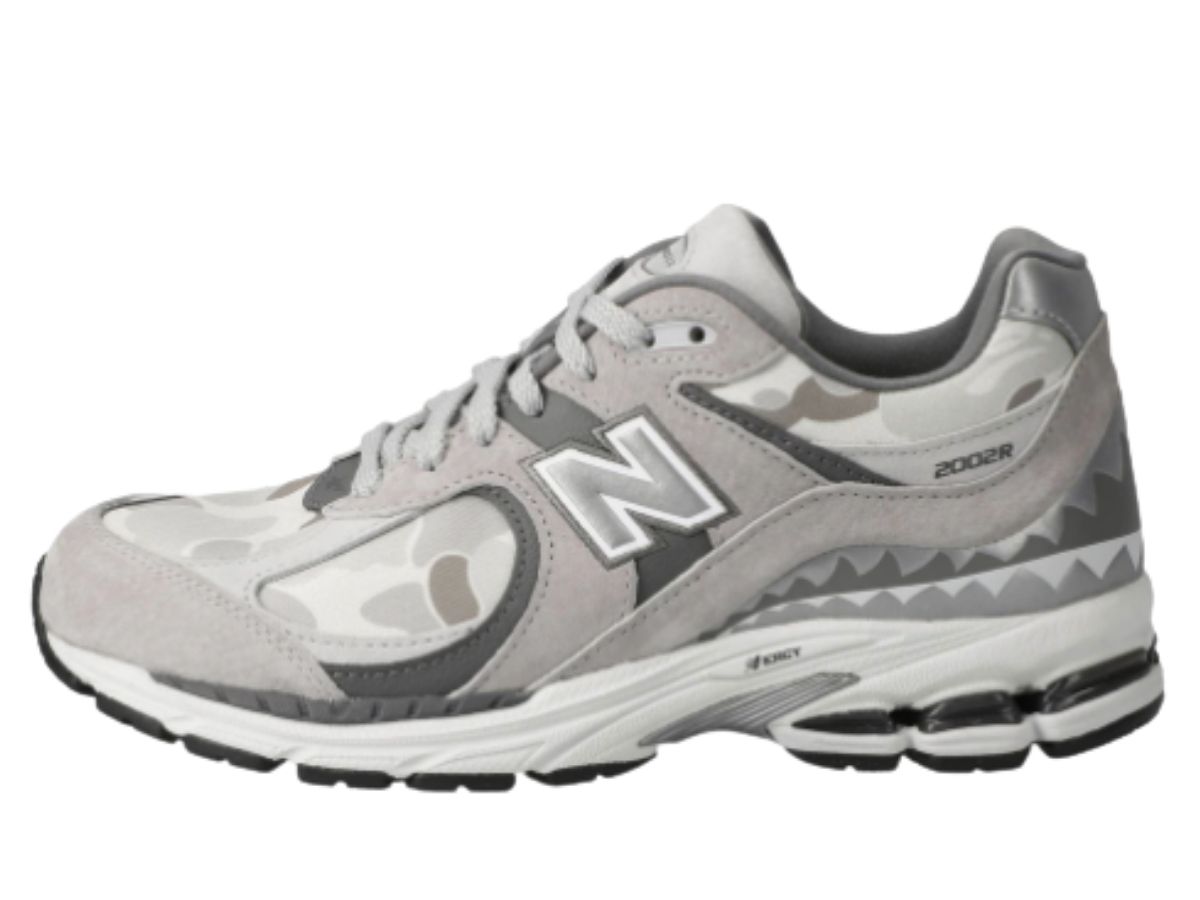 https://d2cva83hdk3bwc.cloudfront.net/new-balance-2002r-bape-grey-2.jpg