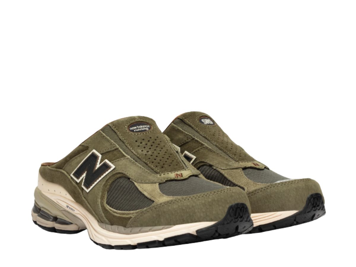 https://d2cva83hdk3bwc.cloudfront.net/new-balance-2002r-mule-sns-desert-palm-3.jpg