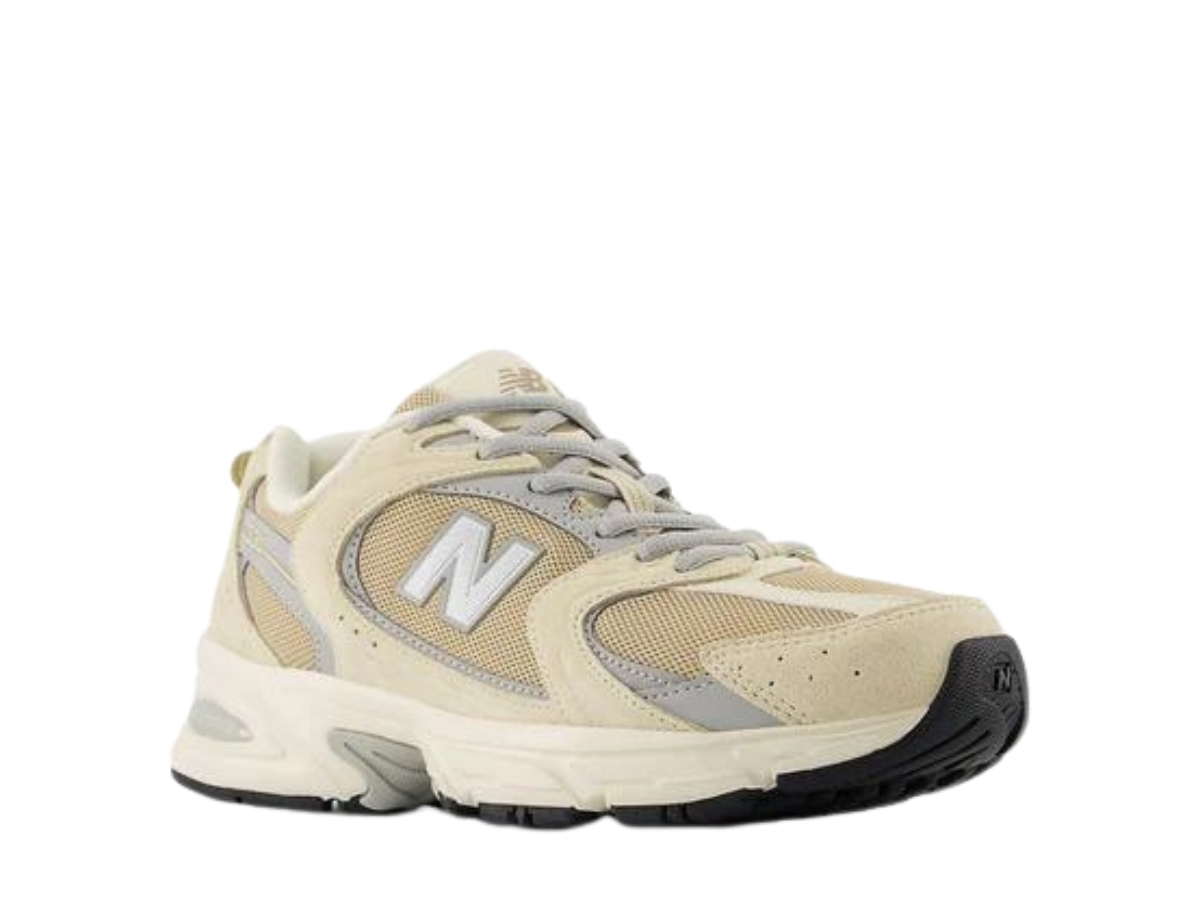 https://d2cva83hdk3bwc.cloudfront.net/new-balance-530-beige-sand-3.jpg