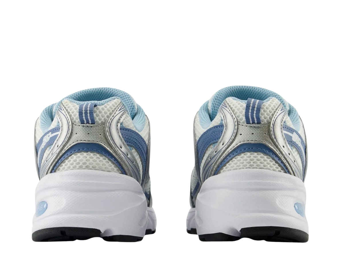 https://d2cva83hdk3bwc.cloudfront.net/new-balance-530-blue-silver-4.jpg