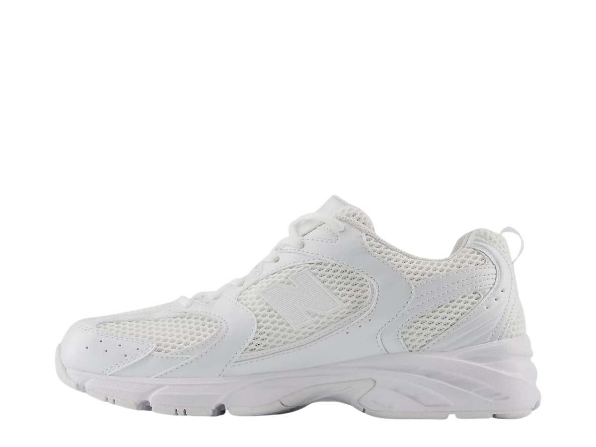 https://d2cva83hdk3bwc.cloudfront.net/new-balance-530-white---2.jpg