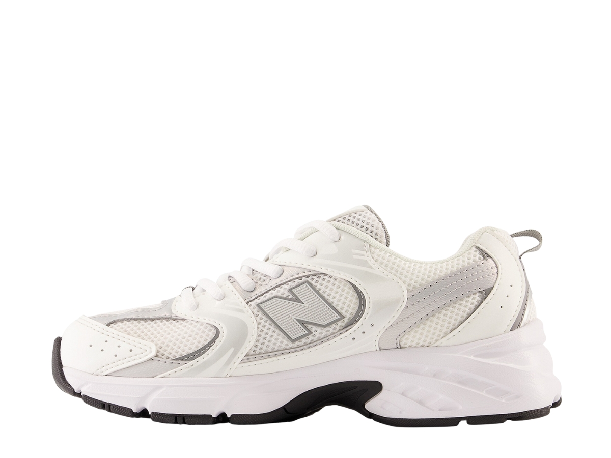 https://d2cva83hdk3bwc.cloudfront.net/new-balance-530-white--2.jpg