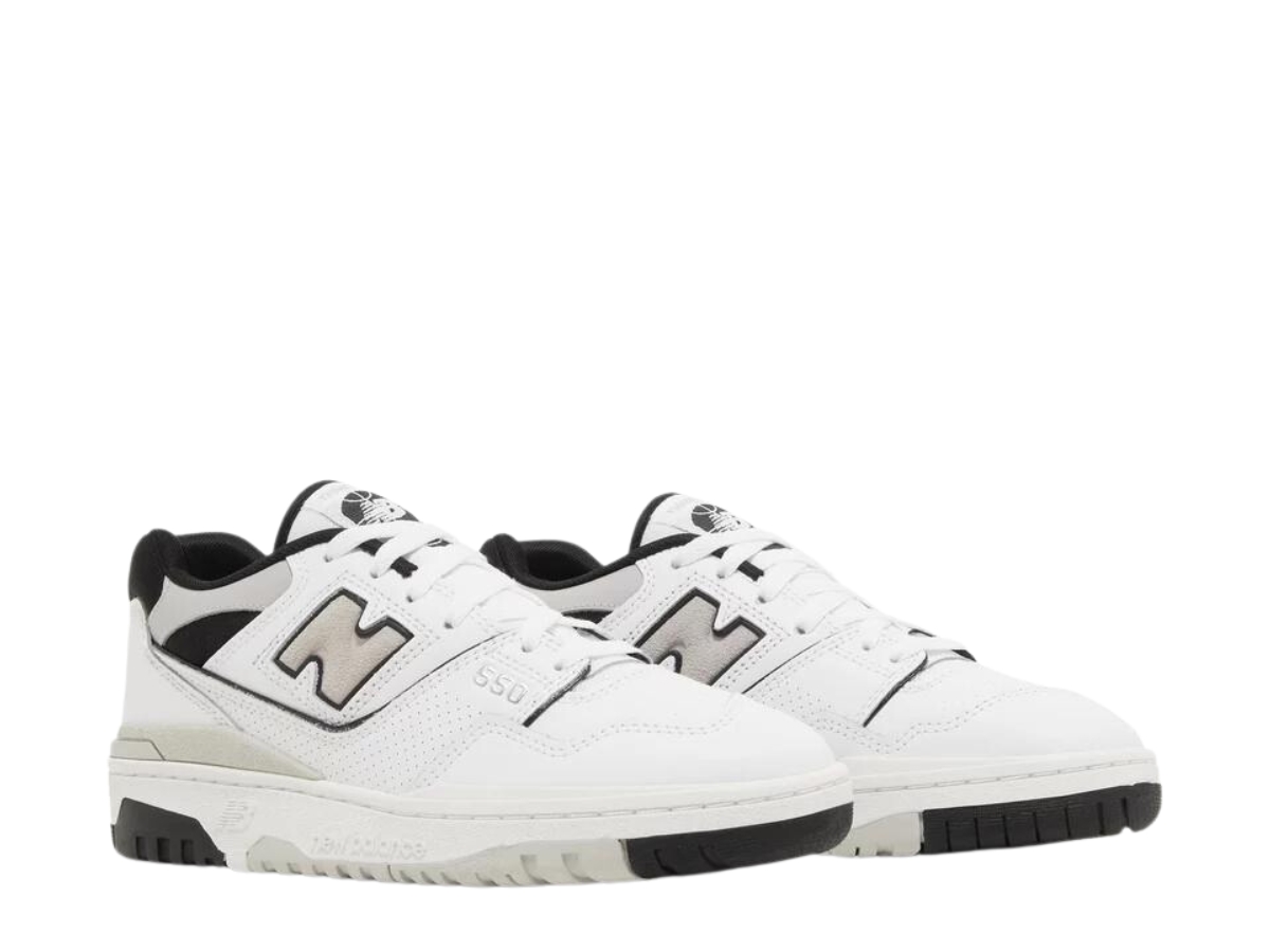 https://d2cva83hdk3bwc.cloudfront.net/new-balance-550-white-black-grey--w--3.jpg