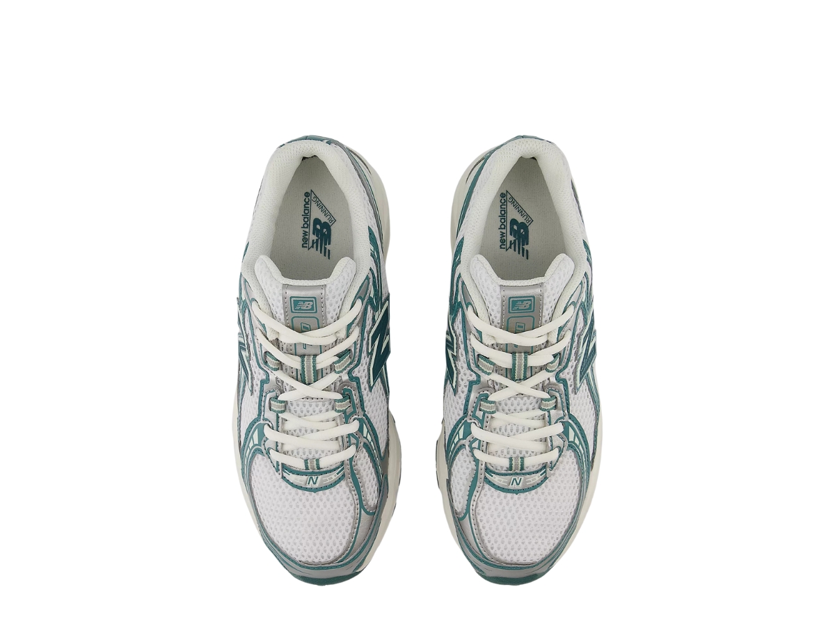https://d2cva83hdk3bwc.cloudfront.net/new-balance-740-white-with-marsh-green-and-sea-salt-3.jpg