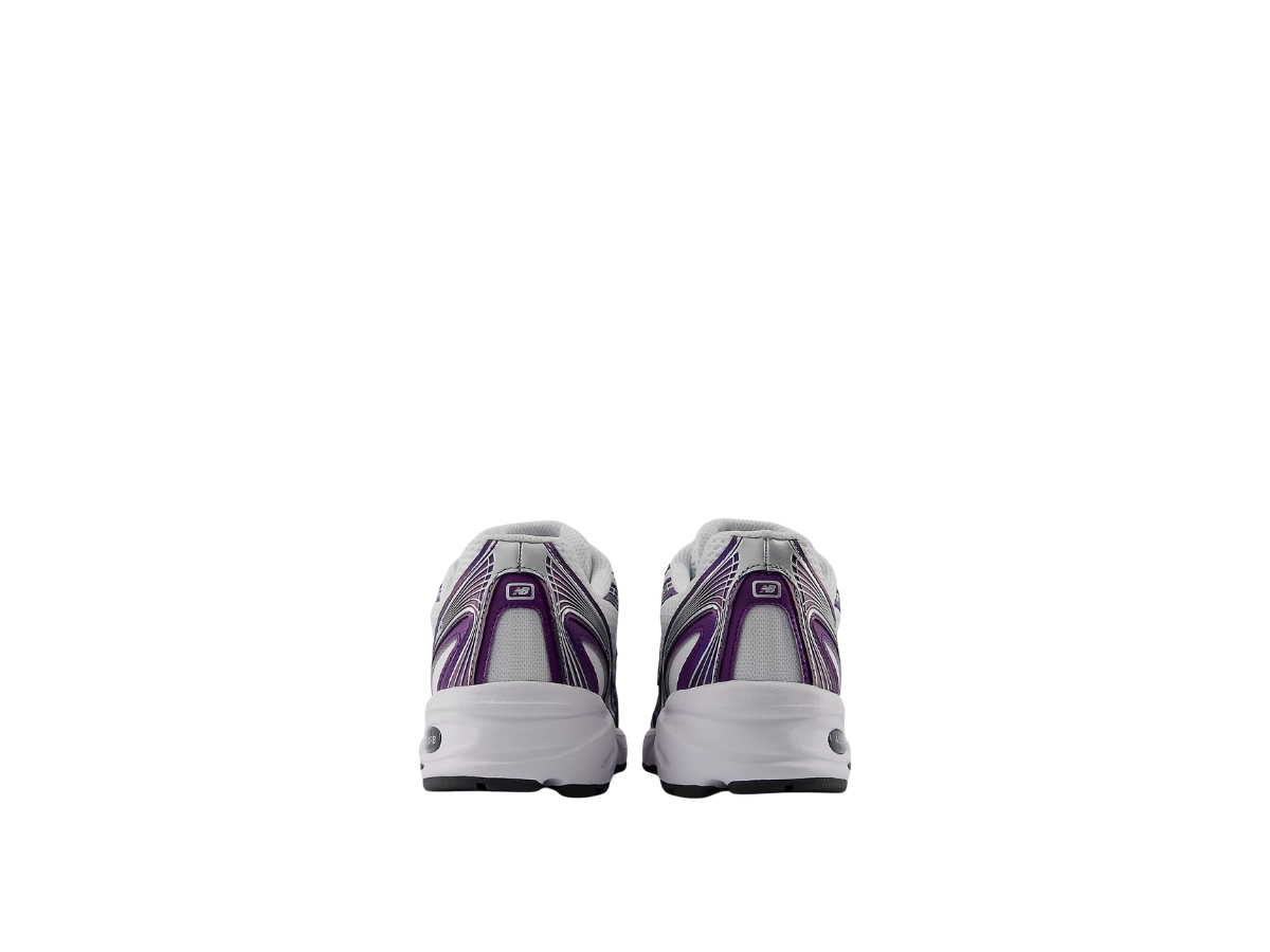 https://d2cva83hdk3bwc.cloudfront.net/new-balance-740v2-concord-grape-5.jpg