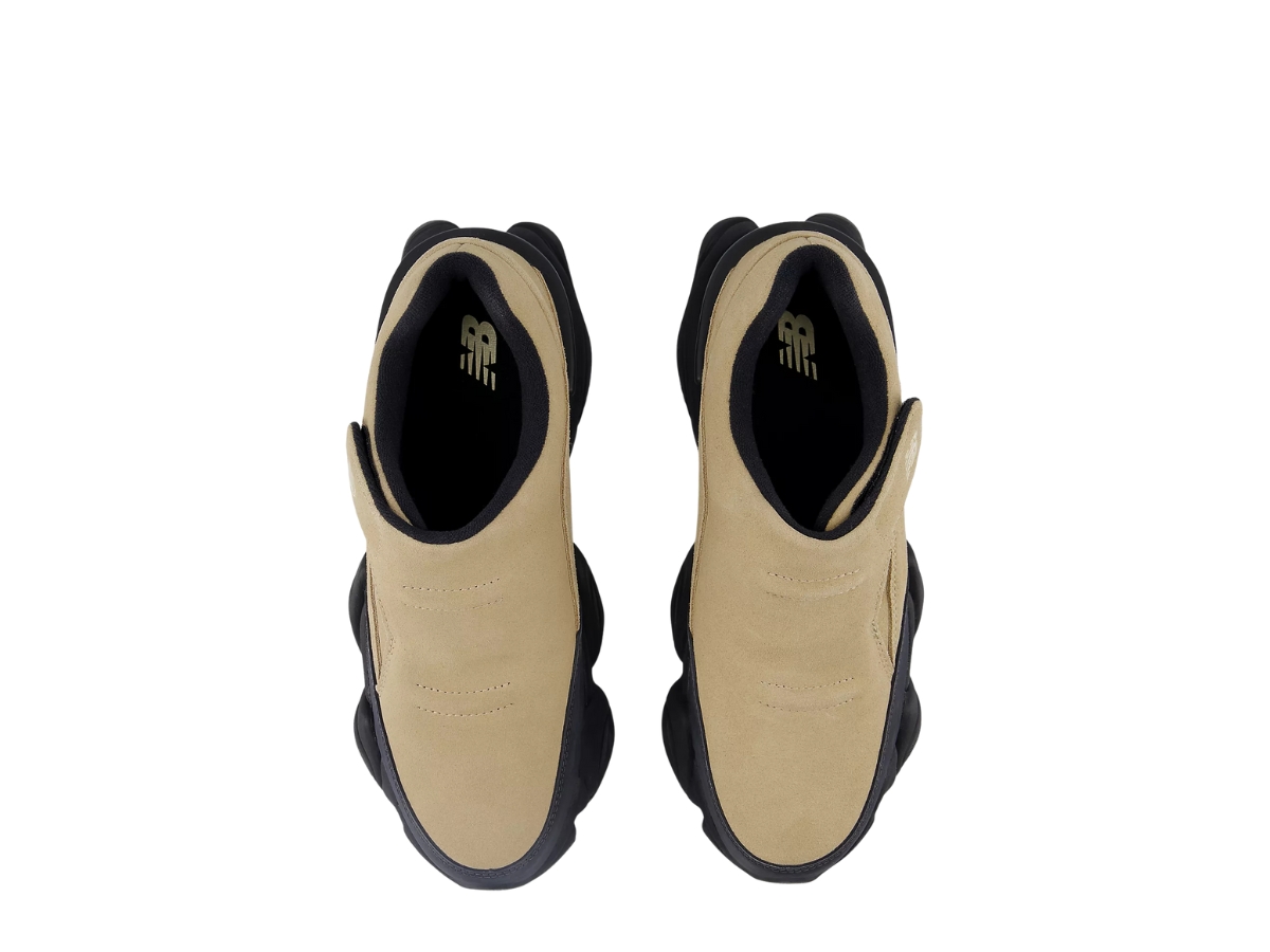 https://d2cva83hdk3bwc.cloudfront.net/new-balance-8040-tan-black-3.jpg