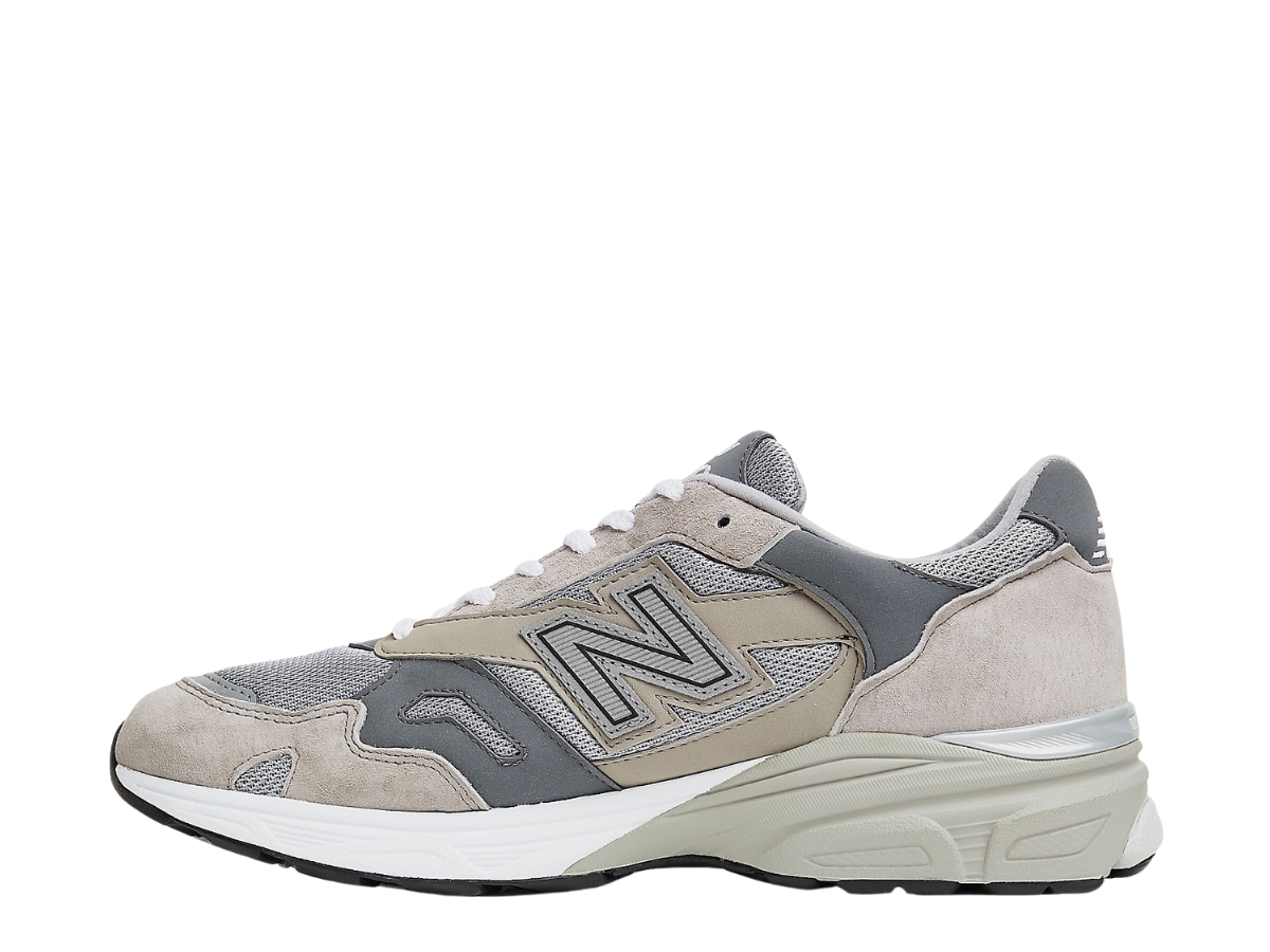 https://d2cva83hdk3bwc.cloudfront.net/new-balance-920-miuk-grey-white-2.jpg