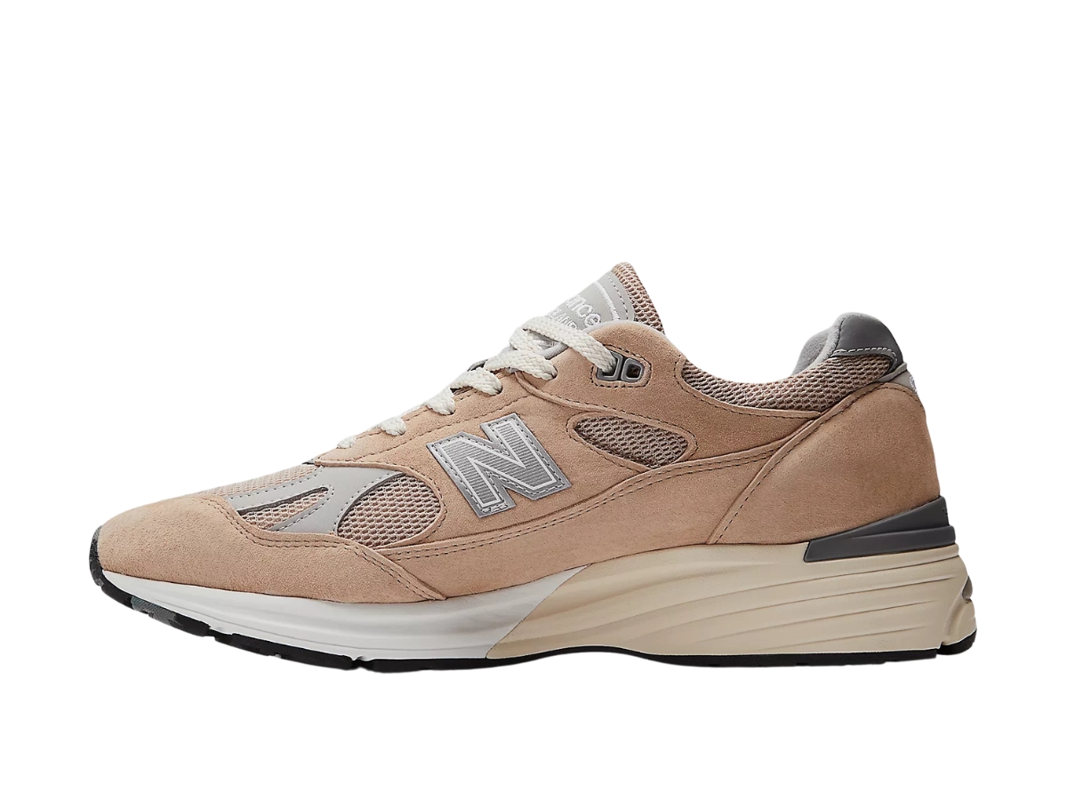 https://d2cva83hdk3bwc.cloudfront.net/new-balance-991v2-cuban-sand-2.jpg