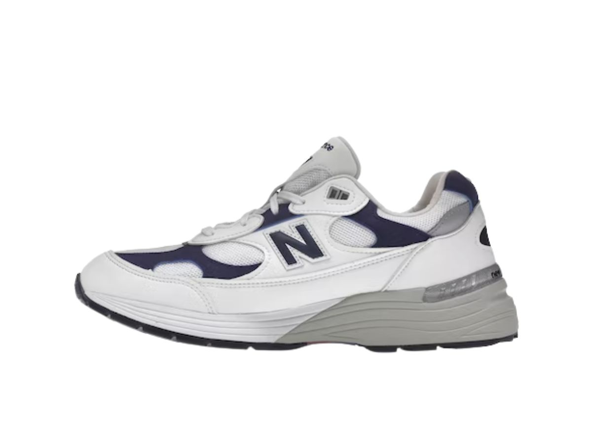 https://d2cva83hdk3bwc.cloudfront.net/new-balance-992-white-navy-2.jpg