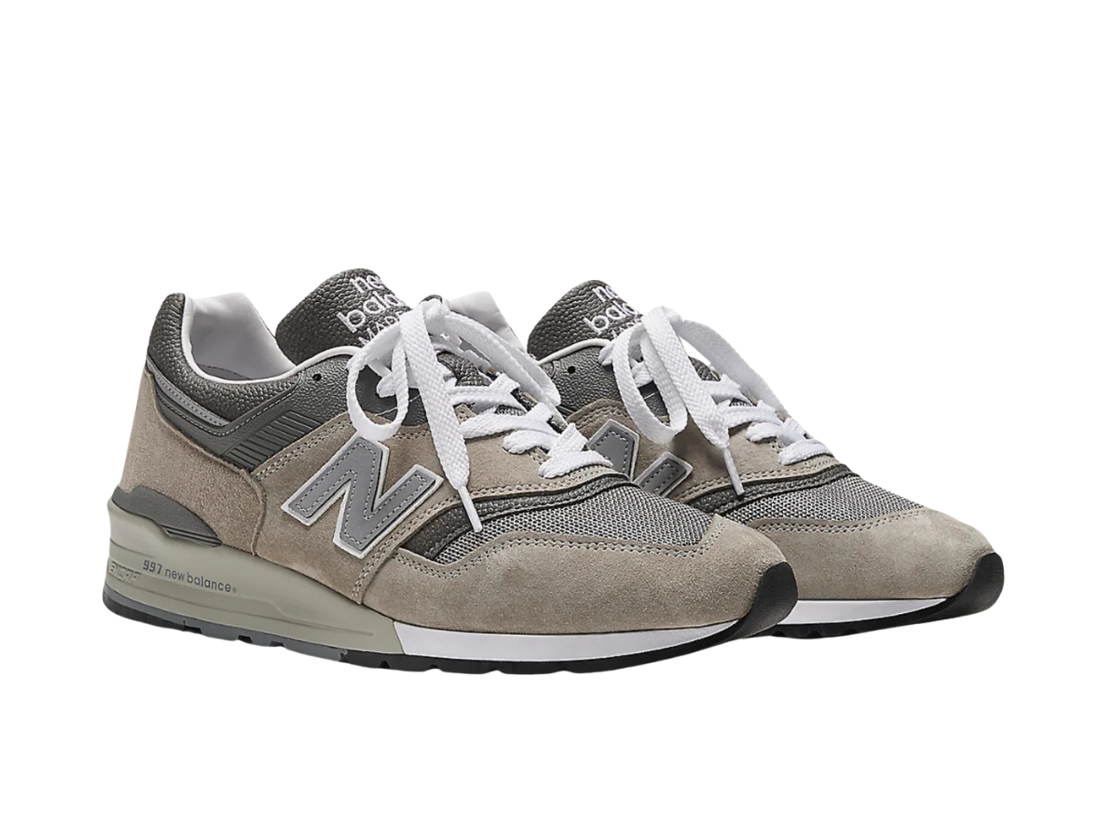 https://d2cva83hdk3bwc.cloudfront.net/new-balance-997-miusa-grey-2.jpg