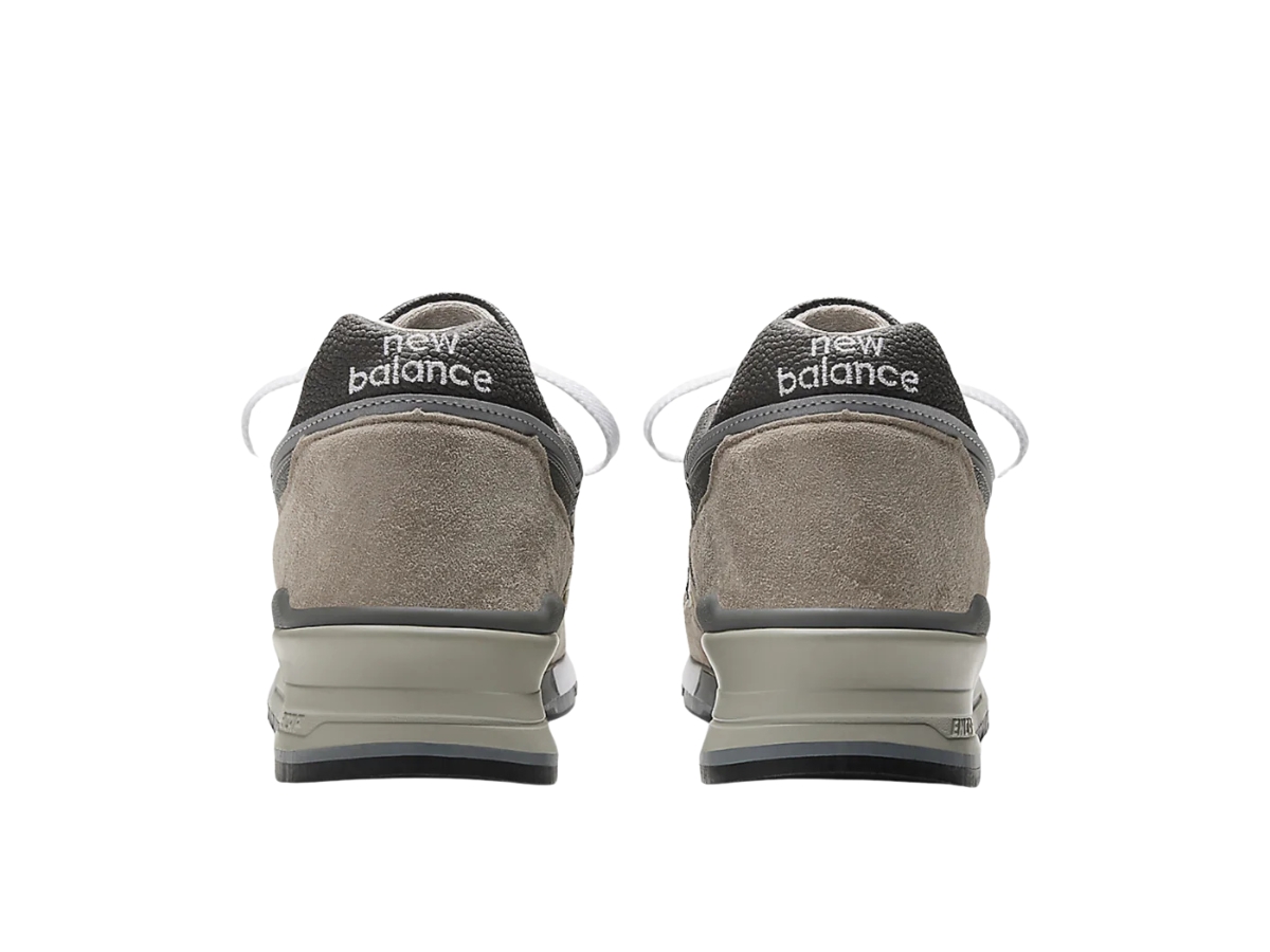https://d2cva83hdk3bwc.cloudfront.net/new-balance-997-miusa-grey-3.jpg