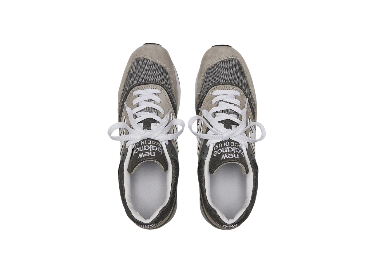 https://d2cva83hdk3bwc.cloudfront.net/new-balance-997-miusa-grey-4.jpg
