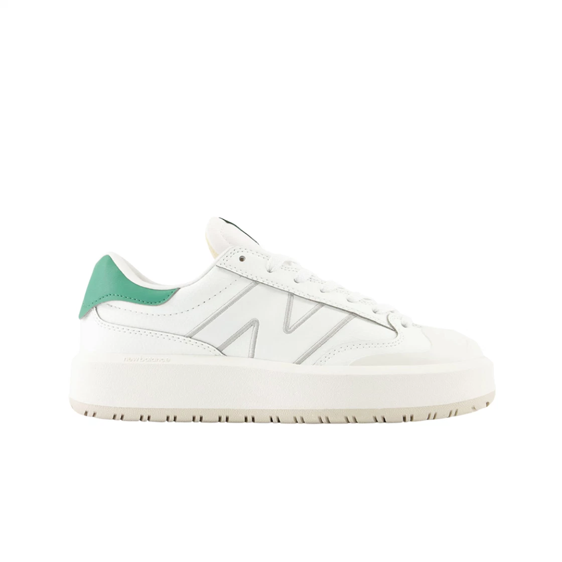 https://d2cva83hdk3bwc.cloudfront.net/new-balance-ct302-white-green-2.jpg
