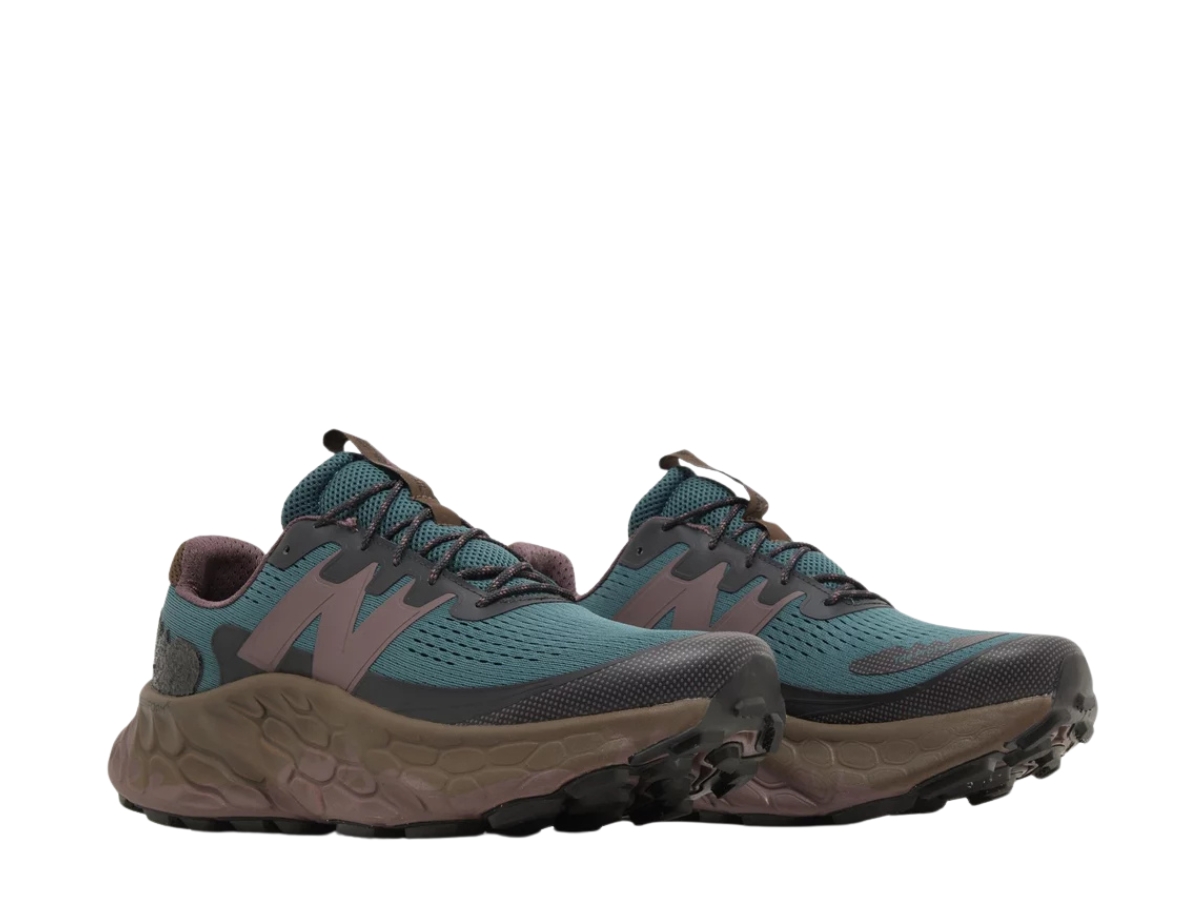 https://d2cva83hdk3bwc.cloudfront.net/new-balance-fresh-foam-x-more-trail-new-spruce-dark-mushroom-3.jpg