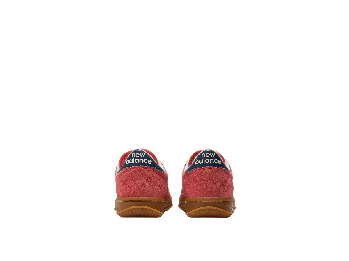 https://d2cva83hdk3bwc.cloudfront.net/new-balance-t500-drift-red-navy-5.jpg