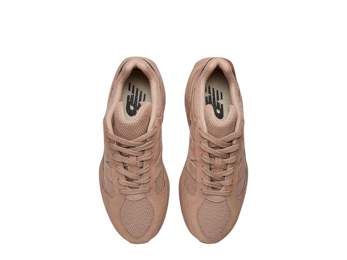 https://d2cva83hdk3bwc.cloudfront.net/new-balance-wrpd-runner-flat-taupe-5.jpg