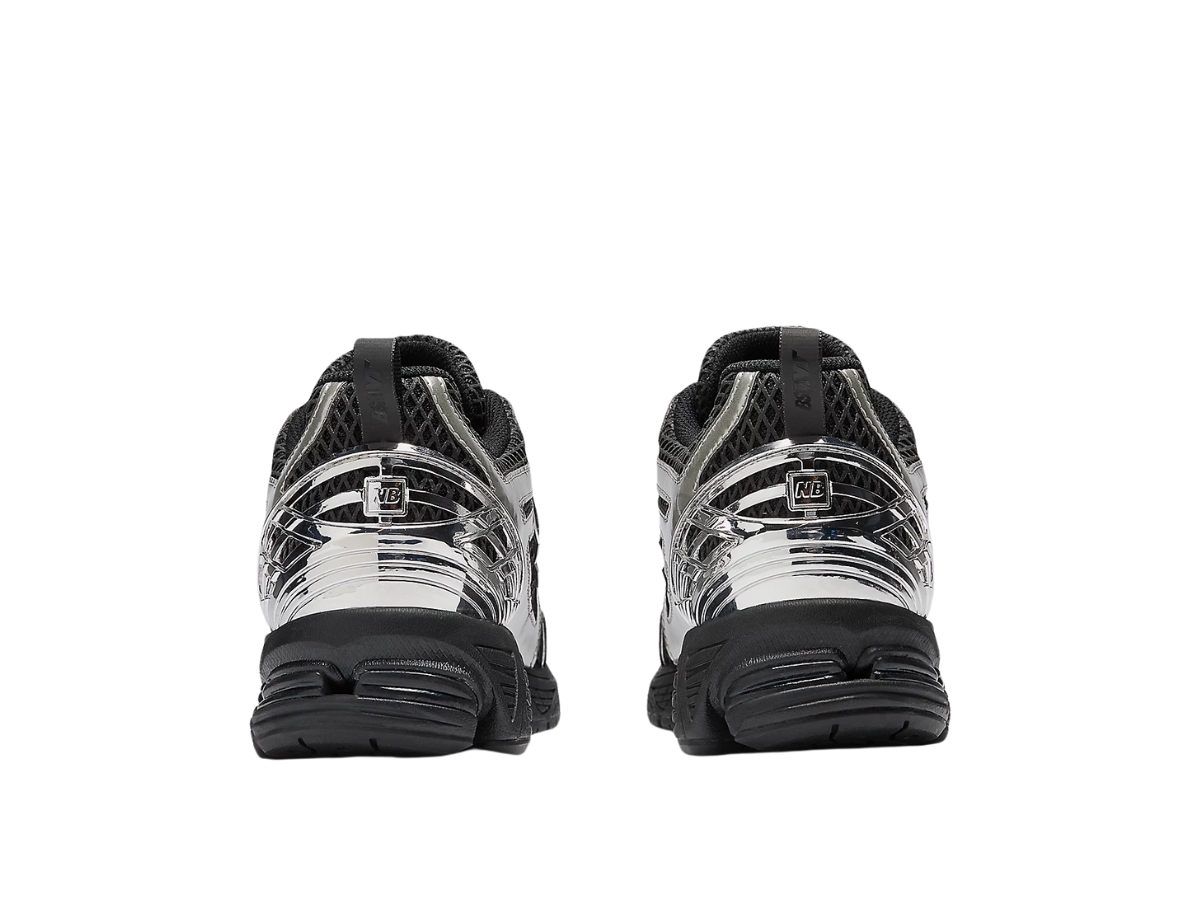 https://d2cva83hdk3bwc.cloudfront.net/new-balance-x-basement-silver-metallic-with-black-4.jpg