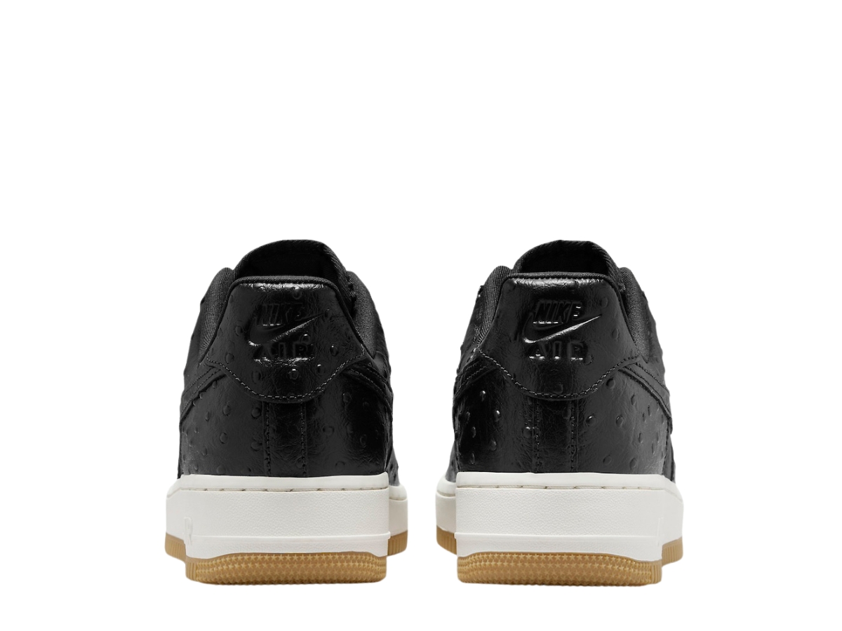 https://d2cva83hdk3bwc.cloudfront.net/nike-air-force-1--07-lx-black--w--6.jpg