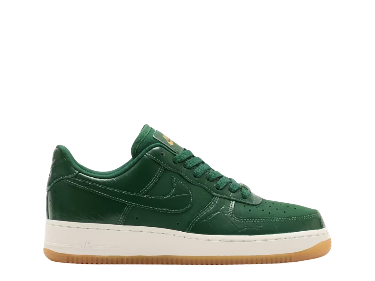 https://d2cva83hdk3bwc.cloudfront.net/nike-air-force-1--07-lx-gorge-green--w--1.jpg