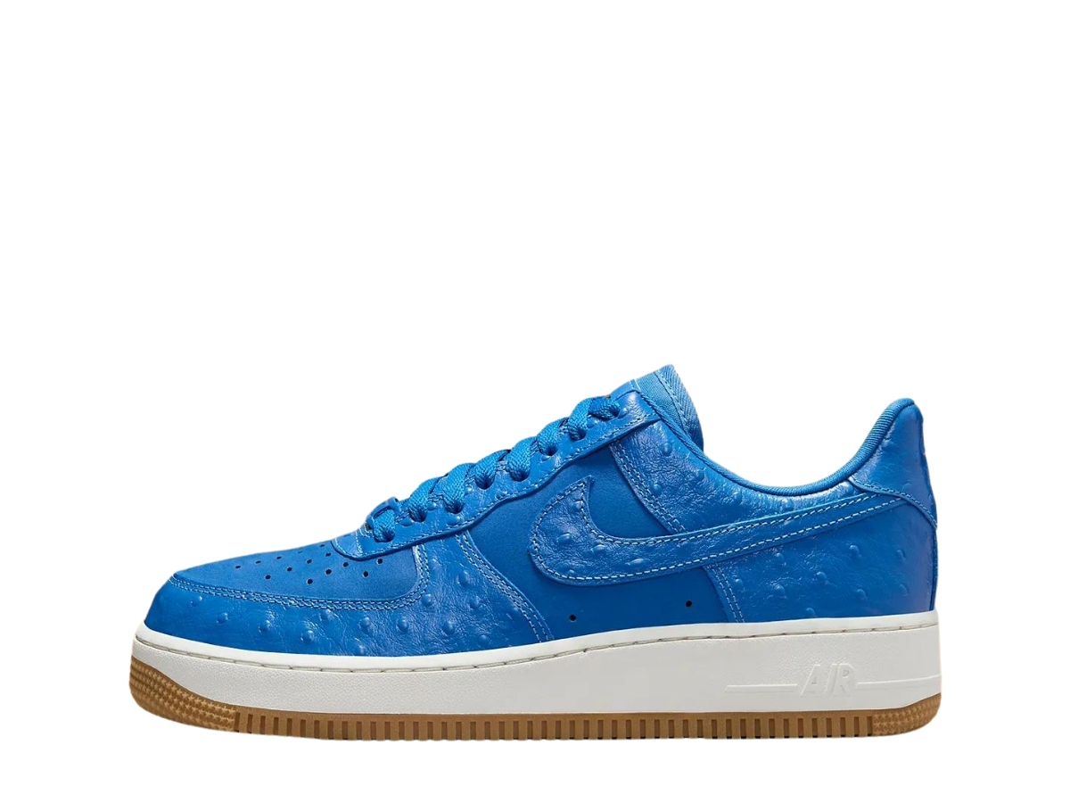 https://d2cva83hdk3bwc.cloudfront.net/nike-air-force-1--07-lx-star-blue-2.jpg