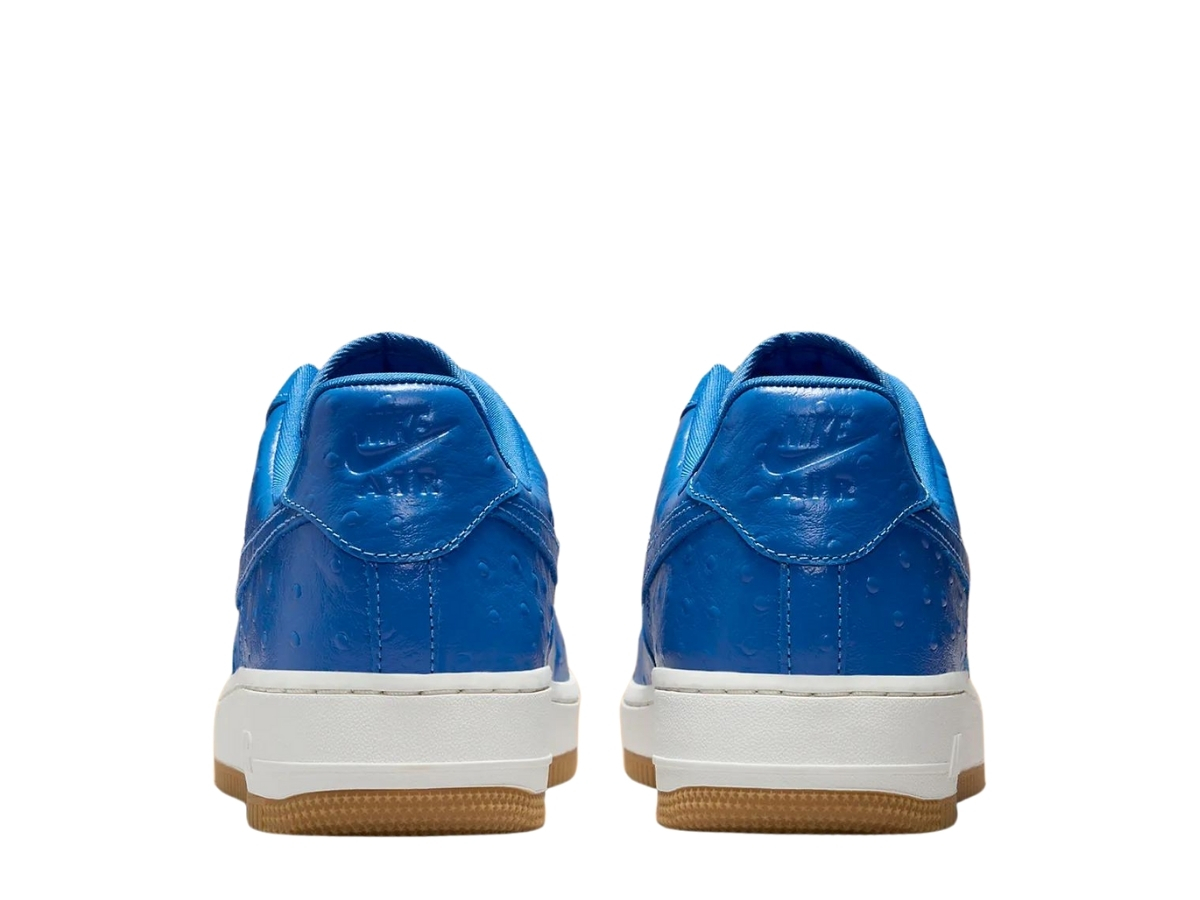 https://d2cva83hdk3bwc.cloudfront.net/nike-air-force-1--07-lx-star-blue-6.jpg