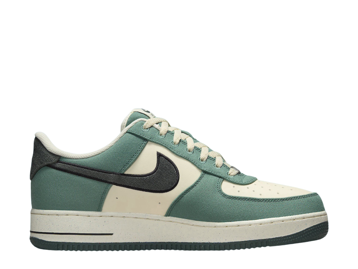 https://d2cva83hdk3bwc.cloudfront.net/nike-air-force-1-07-vintage-green-1.jpg