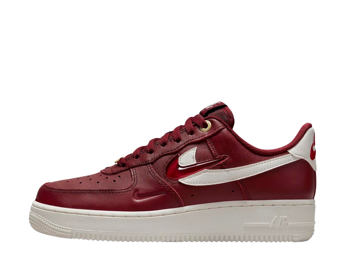 https://d2cva83hdk3bwc.cloudfront.net/nike-air-force-1-low--07-premium-history-of-logos-team-red--w--2.jpg