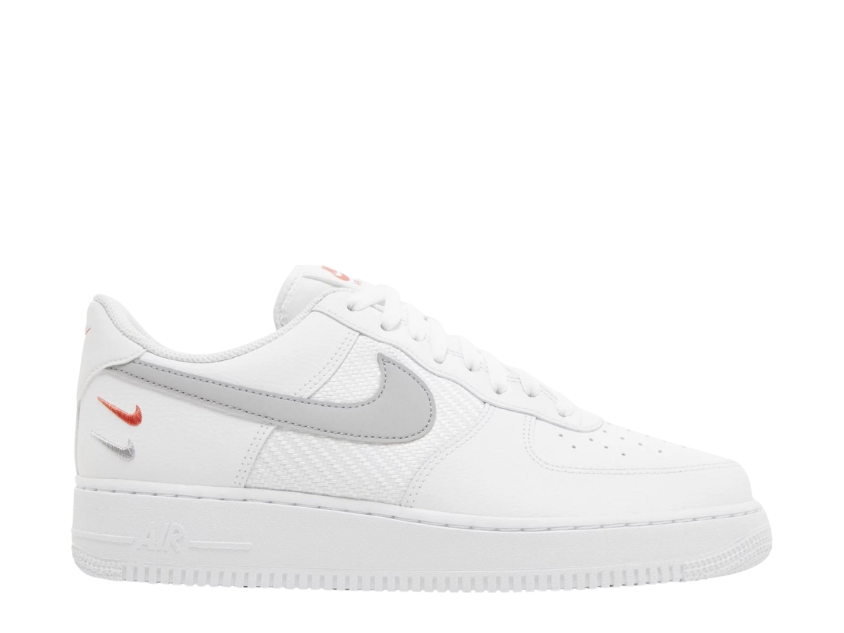 https://d2cva83hdk3bwc.cloudfront.net/nike-air-force-1-low--07-se-double-swoosh-white-picante-1.jpg